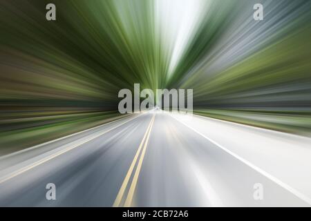 Schnelle Bewegungen in städtischen Autobahn Straße tunnel Stockfoto