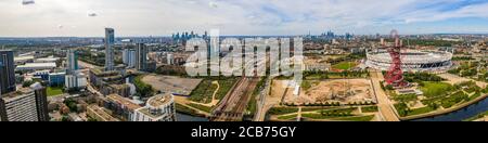 Panorama-Luftaufnahme des Olympic Park in London Stockfoto