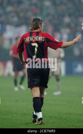 Mailand Italien, 20. Oktober 2004, 'SAN SIRO' Stadion, UEFA Champions League 2004/2005 , AC Mailand - FC Barcelona: Andriy Shevchenko während des Spiels Stockfoto