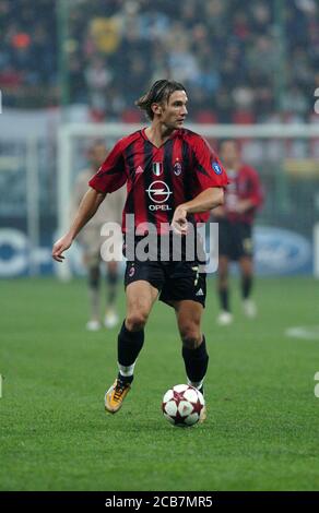 Mailand Italien, 20. Oktober 2004, 'SAN SIRO' Stadion, UEFA Champions League 2004/2005 , AC Mailand - FC Barcelona: Andriy Shevchenko in Aktion während des Spiels Stockfoto