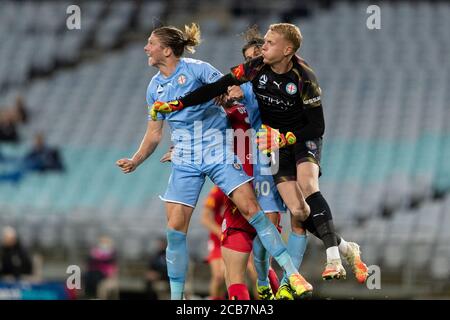 Sydney, Australien. August 2020. Melbourne City Torwart Thomas Glover (1) schlägt den Ball während des Hyundai A League-Spiels zwischen Melbourne City und Adelaide United am 11. August 2020 im ANZ Stadium, Sydney, Australien. Foto von Peter Dovgan. Nur redaktionelle Verwendung, Lizenz für kommerzielle Nutzung erforderlich. Keine Verwendung bei Wetten, Spielen oder Veröffentlichungen einzelner Vereine/Vereine/Spieler. Kredit: UK Sports Pics Ltd/Alamy Live Nachrichten Stockfoto