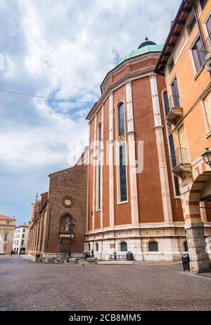 Vicenza, Italien - 12. August 2019: Dom Santa Maria Annunciata Kathedrale in Vicenza, Italien Stockfoto