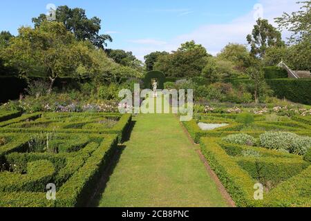 The Knot Garden in Helmingham Hall, in Suffolk, East Anglia, Großbritannien Stockfoto