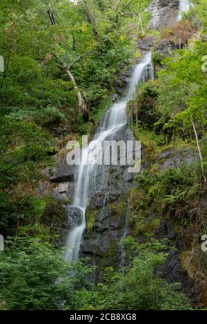 Lange Exposition des großen Wasserfalls bei Canontiegn fällt in Devon Stockfoto