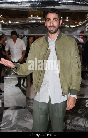 TBC nimmt an der Eröffnung des ersten Louis Vuitton Herren Pop Up Stores in Westfield Sydney Teil. Stockfoto