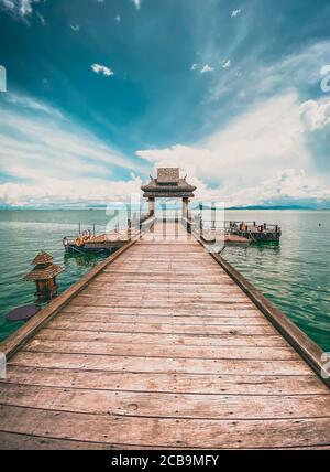 Blick auf das Paradies Santhiya Resort in Koh Yao Yai, Insel im Andamanensee zwischen Krabi und Phuket Thailand Stockfoto