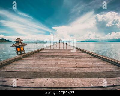 Blick auf das Paradies Santhiya Resort in Koh Yao Yai, Insel im Andamanensee zwischen Krabi und Phuket Thailand Stockfoto