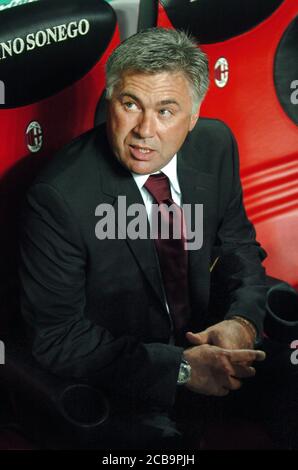 Mailand Italien, 14. August 2005, 'SAN SIRO' Stadion, L.Berlusconi Trophy 2005 , AC Mailand - FC Juventus : der Mailänder Trainer, Carlo Ancelotti vor dem Spiel Stockfoto