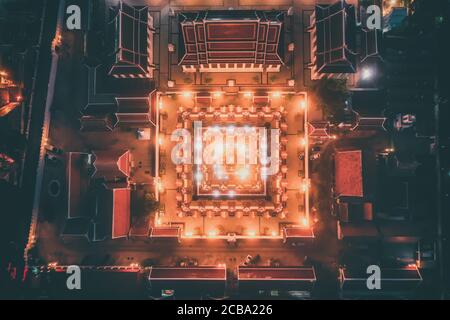 Luftaufnahme des Loha Prasat-Tempels in der Altstadt von Bangkok In Thailand Stockfoto