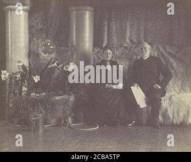 Herr und Frau Charles E. Tiffany in Louis C. Tiffany's Studio, ca. 1890. Stockfoto