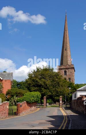 Der Turm der Pfarrkirche St. Michael und alle Engel, Ledbury, Herefordshire, England Stockfoto