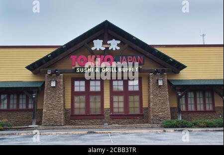 Houston, Texas/USA 03/25/2020: Tokyo Japan Sushi & Grill Buffet Restaurant außen in Houston, TX. Stockfoto