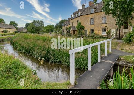 Das Dorf Cotswolds von Lower Slaughter Stockfoto