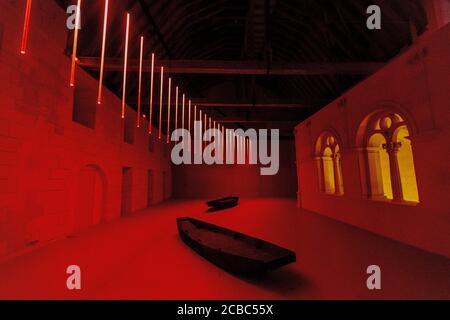 Installationsprojekt von Claude l'Eveque, Mort en été or Death in Summer, Fontevraud-l'Abbaye, Saumur, Maine-et-Loire, Frankreich Stockfoto