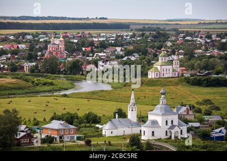 Die antike Stadt Susdal. Blick vom Glockenturm des Ehrwürdigen. Goldring von Russland. Vladimir Region. Stockfoto