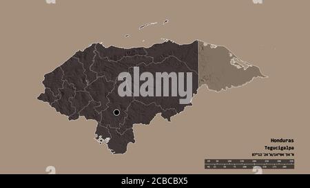 Entsättigte Form von Honduras mit seiner Hauptstadt, Hauptregionalteilung und dem abgetrennten Gracias a Dios Gebiet. Beschriftungen. Farbige Höhenkarte. 3D-Rendering Stockfoto
