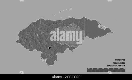 Entsättigte Form von Honduras mit seiner Hauptstadt, Hauptregionalteilung und dem abgetrennten Olancho-Gebiet. Beschriftungen. Höhenkarte mit zwei Ebenen. 3D-Rendering Stockfoto