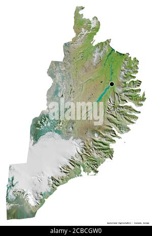 Form von Austurland, Region von Island, mit seiner Hauptstadt isoliert auf weißem Hintergrund. Satellitenbilder. 3D-Rendering Stockfoto