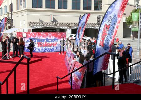 LOS ANGELES - 4. MÄRZ: Atmosphäre bei der America's Got Talent Saison 15 Kickoff Red Carpet im Pasadena Civic Auditorium am 4. März 2020 in Pasadena, CA Stockfoto