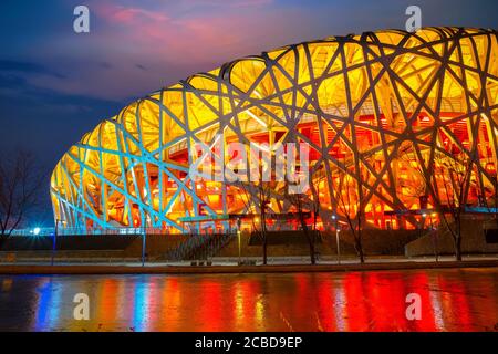 Peking, China - Jan 11 2020: Das Nationalstadion (AKA Bird's Nest) für die Olympischen Sommerspiele 2008 und Paralympics gebaut und wird wieder in der 2022 wi verwendet werden Stockfoto