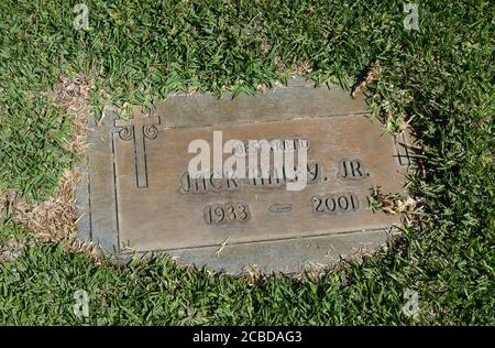 Culver City, California, USA 11. August 2020 EINE allgemeine Sicht der Atmosphäre von Jack Haley Jr. Grab in der Grotto Sektion auf Holly Cross Cemetery am 21. Juli 2020 in Culver City, California, USA. Foto von Barry King/Alamy Stockfoto Stockfoto