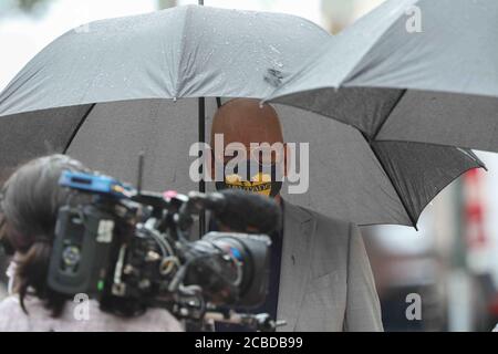 Wilmington, DE, USA. August 2020. Medien-Crews waren vor Ort, als Senator Kamala D. Harris (D-Calif.) am Mittwoch, den 12. AUGUST 2020, im Hotel du Pont in Wilmington, DE.Präsidentschaftskandidat und ehemaliger Vizepräsident JOE BIDEN und Sen. Kamala D. Harris machten ihren ersten öffentlichen Auftritt, nachdem Biden Harris als seinen Vizepräsidenten-Laufgefährten nannte. Kredit: Saquan Stimpson/ZUMA Wire/Alamy Live Nachrichten Stockfoto