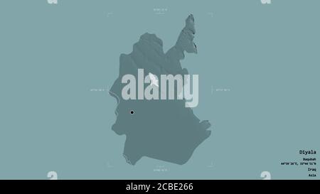 Gebiet von Diyala, Provinz Irak, isoliert auf einem soliden Hintergrund in einem georeferenzierten Begrenzungsrahmen. Beschriftungen. Farbige Höhenkarte. 3D-Rendering Stockfoto