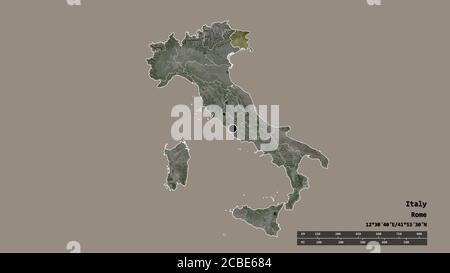 Entsättigte Form von Italien mit seiner Hauptstadt, Hauptregionalteilung und dem abgetrennten Friaul-Julisch Venetien Gebiet. Beschriftungen. Satellitenbilder. 3D-Rendering Stockfoto
