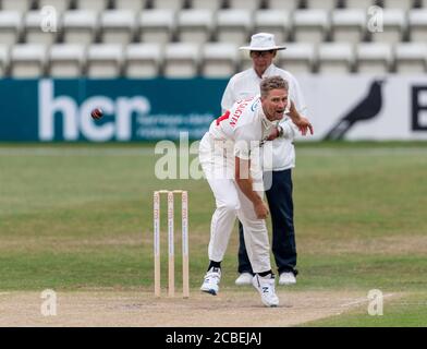 Glamorgans Timm Van der Gugten Bowling in einem Bob Willis Trophäenspiel zwischen Worcestershire und Glamorgan Stockfoto