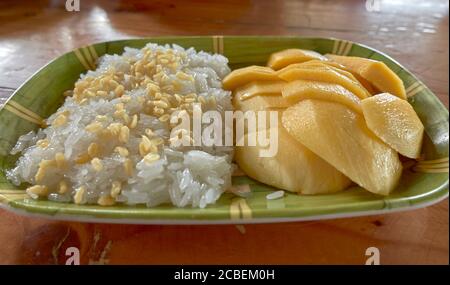 Mango und klebriger Reis. Thailand Dessert, Thai süß, Stockfoto