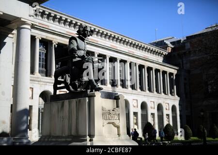 Statue des Malers Velázquez in Madrid Stockfoto