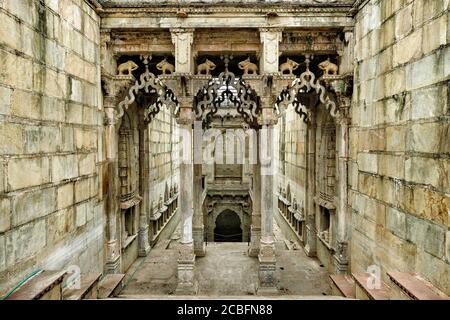 Raniji KI Baori, auch bekannt als Queen's Steepwell ist ein bekannter Steepwell in Bundi Stadt, Rajasthan. Indien. Stockfoto