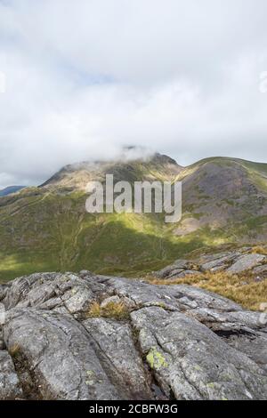 Great Gable und Green Gable vom Gipfel des Seathwaite Fell, Lake District, Cumbria, Großbritannien Stockfoto