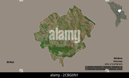Form von Orhei, Bezirk Moldawien, mit seiner Hauptstadt auf festem Hintergrund isoliert. Entfernungsskala, Regionenvorschau und Beschriftungen. Satellitenbilder. 3D r Stockfoto
