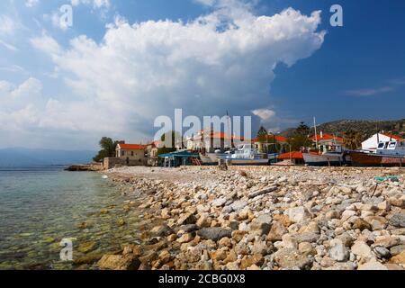 Beach in Pythagorion auf der Insel Samos, Griechenland. Stockfoto