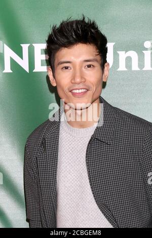 LOS ANGELES - JAN 11: Manny Jacinto bei der NBCUniversal Winter Press Tour im Langham Huntington Hotel am 11. Januar 2020 in Pasadena, CA Stockfoto