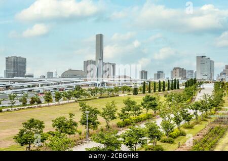 Ariake Stadtbild in der Nähe des Ariake Tokyo Big Sight Area an der Tokyo Bay, Japan Stockfoto