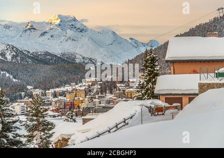 Ansehen St.Moritz im Winter, St.Moritz, Graubünden, Schweiz Stockfoto