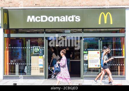 McDonalds Take Away Store Stockfoto