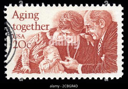 London, UK, 5. Februar 2011 - Vintage 1982 USA abgesagt Briefmarke zeigt ein Bild einer Familie altern zusammen Briefmarke sammeln Stock Foto Stockfoto