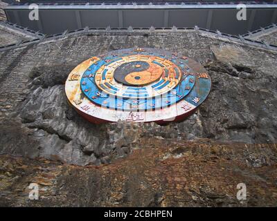 Taoist Zeichen in Mianshan Berg das Welterbe, viele der alten hängenden taoistischen Tempel und Höhlen. Alte Stadt Pingyao, Provinz Shanxi, China. 1 Stockfoto