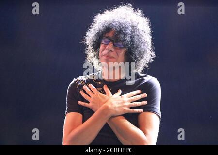 Neapel, Italien. August 2020. Giovanni Allevi im Konzert in Neapel für die Rezension mit dem Titel "Restate a Napoli. Il Teatro del Plebiscito“. (Foto: Salvatore Esposito/Pacific Press) Quelle: Pacific Press Media Production Corp./Alamy Live News Stockfoto