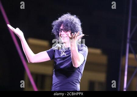 Neapel, Italien. August 2020. Giovanni Allevi im Konzert in Neapel für die Rezension mit dem Titel "Restate a Napoli. Il Teatro del Plebiscito“. (Foto: Salvatore Esposito/Pacific Press) Quelle: Pacific Press Media Production Corp./Alamy Live News Stockfoto