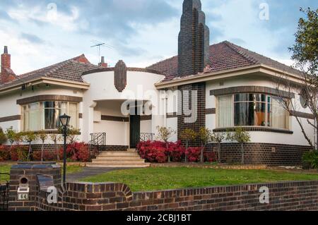 Streamline Moderne oder Ocean Liner Stil Familienhaus, ca. 1952 in East Brighton, Melbourne, Australien Stockfoto