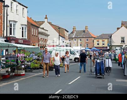 Dienstag ist Markttag in Pocklington, East Yorkshire, England Stockfoto