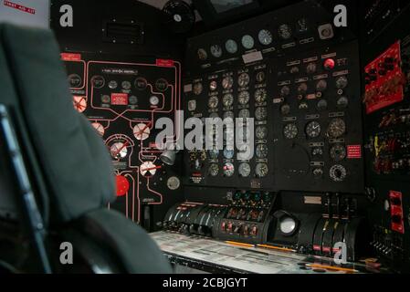 Die Flugdeck-Steuerung von Martin Mars Coulson Flying Boat Wasserbomber British Columbia BC Kanada Stockfoto