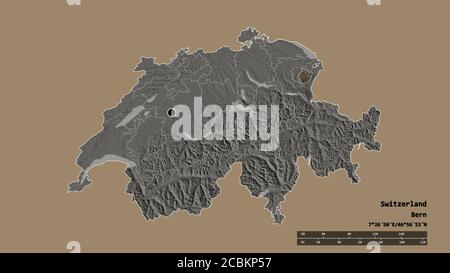 Entsättigte Form der Schweiz mit ihrer Hauptstadt, der Hauptregionalteilung und dem abgetrennten Appenzell Innerrhoden-Gebiet. Beschriftungen. Farbige Höhenkarte. Stockfoto