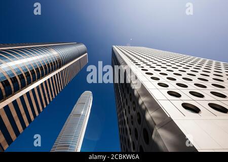 Moderne Wolkenkratzer, niedrige Ansicht, Central Hong Kong, China Stockfoto