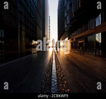 Sonnenaufgang über der Tower Bridge von More London Place, London, Großbritannien Stockfoto