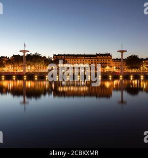 Rhones Pool in der Abenddämmerung, Lyon, Frankreich Stockfoto